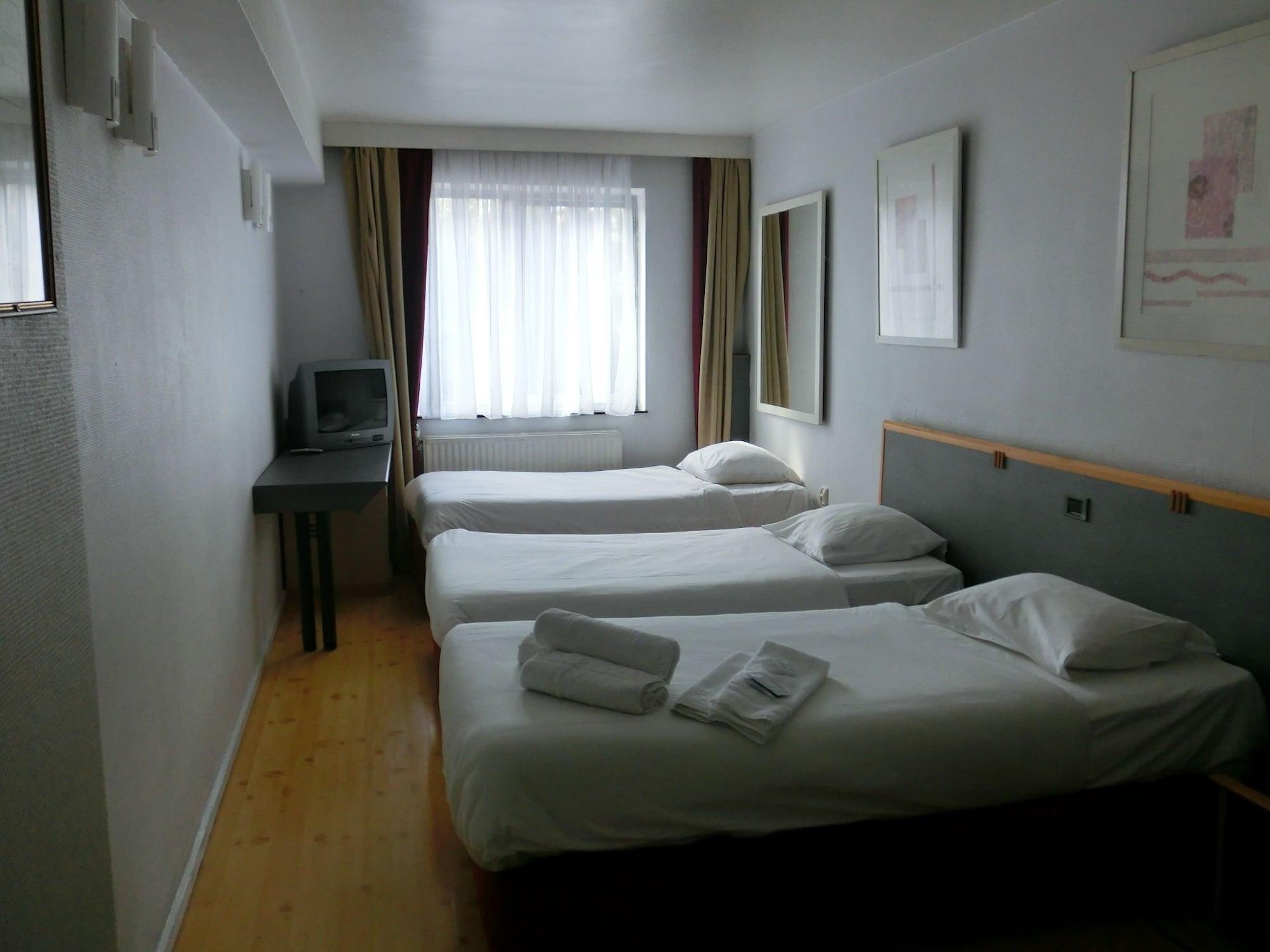 Hotel Bentley Schaerbeek Dış mekan fotoğraf