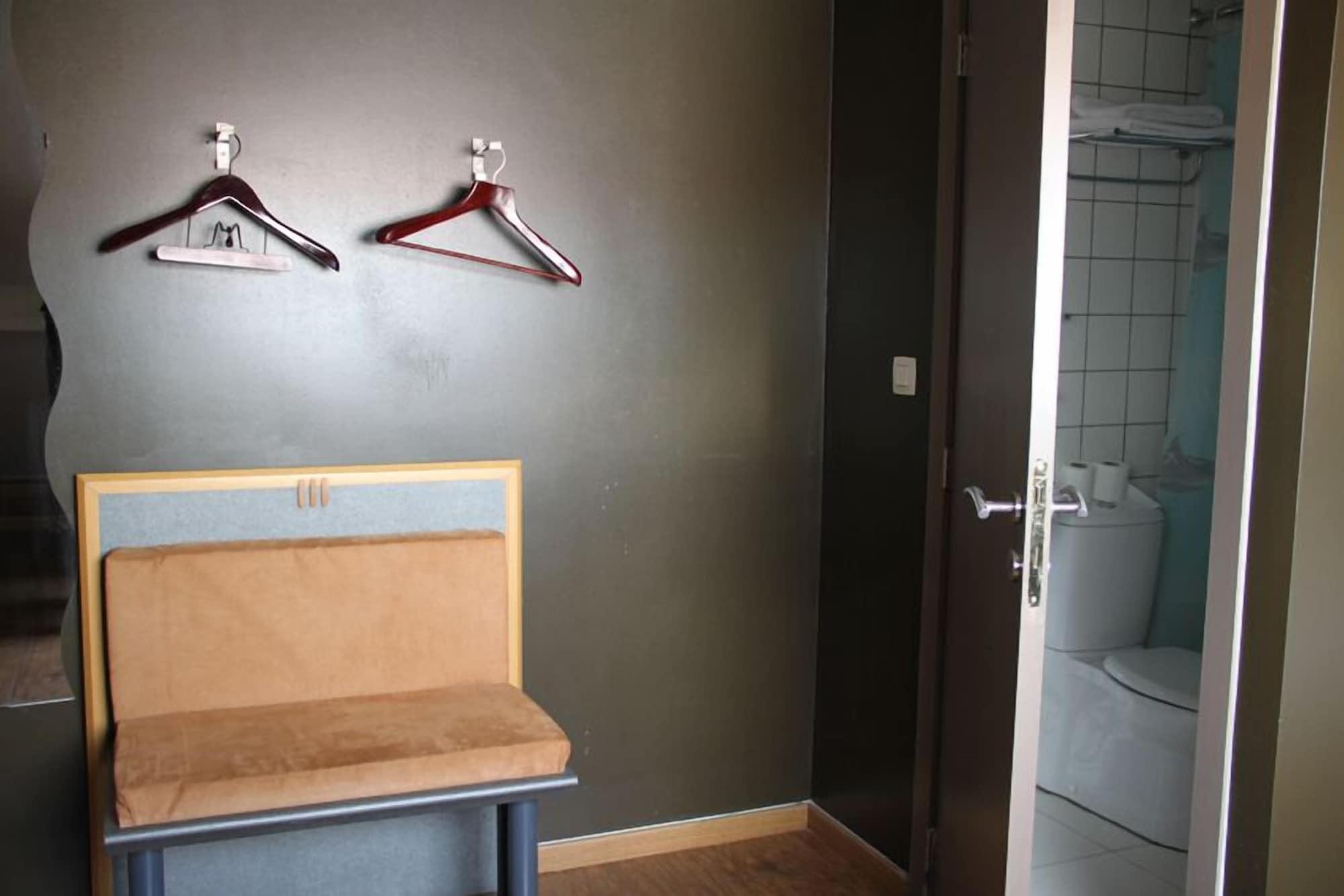 Hotel Bentley Schaerbeek Dış mekan fotoğraf