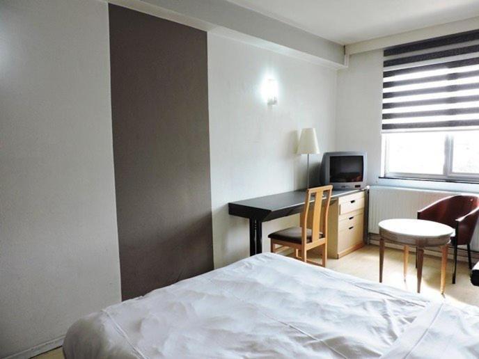 Hotel Bentley Schaerbeek Dış mekan fotoğraf