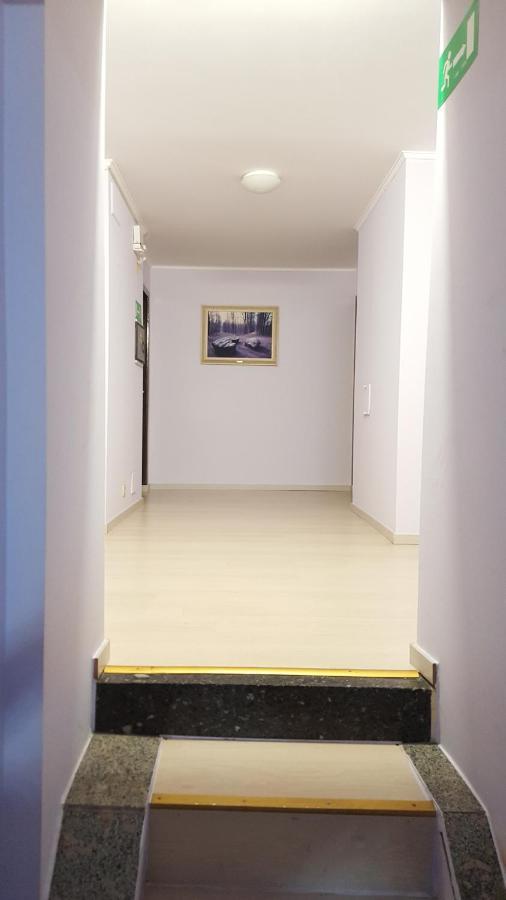 Hotel Bentley Schaerbeek Dış mekan fotoğraf